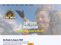 skydivehouston.com
